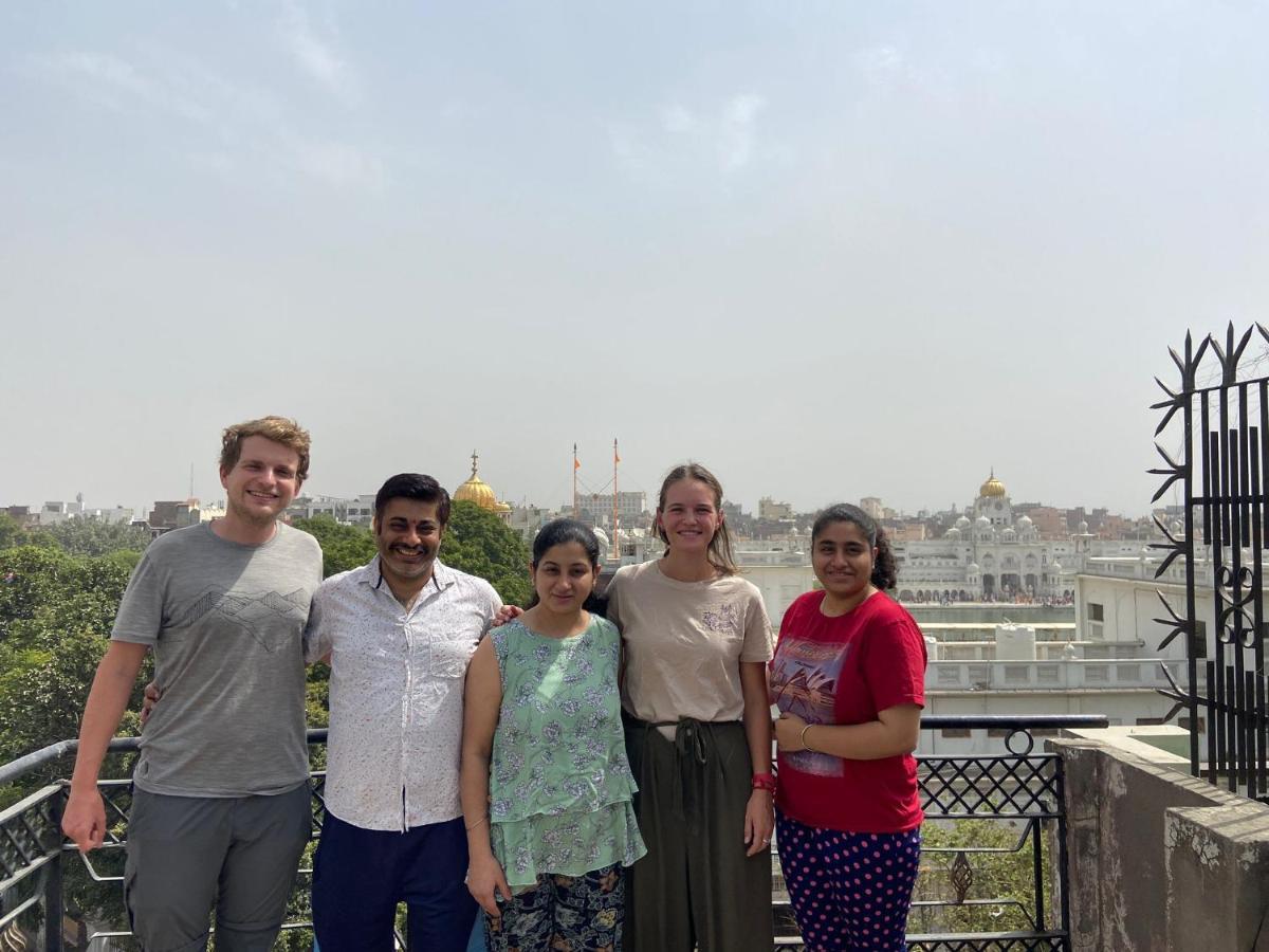 4N Homestay- Golden Temple View Amritsar Dış mekan fotoğraf